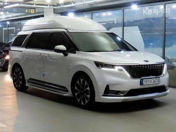 Kia Carnival Diesel 7-Seater Hi-Limousine Signature — foto 1