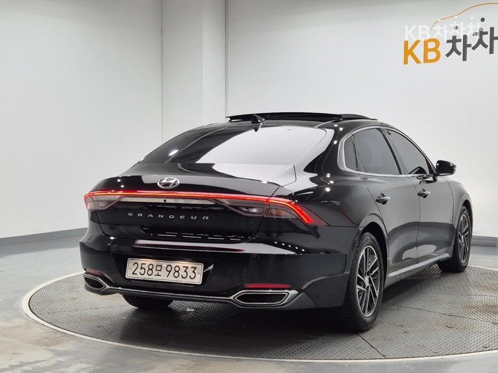 Hyundai Grandeur — miniaturë 3