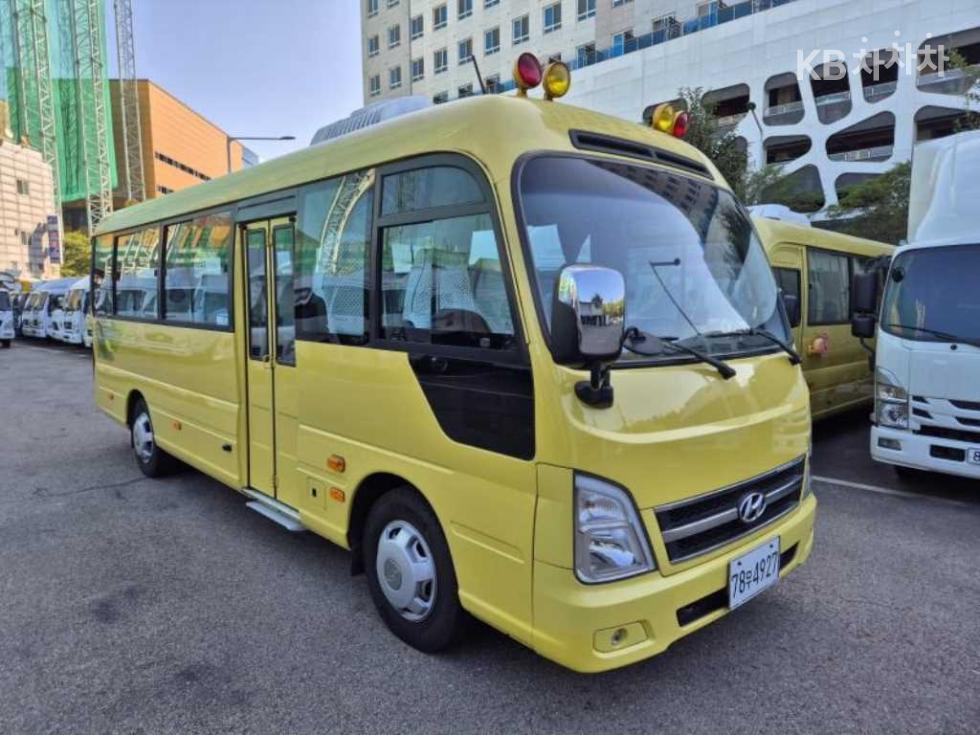 Hyundai County