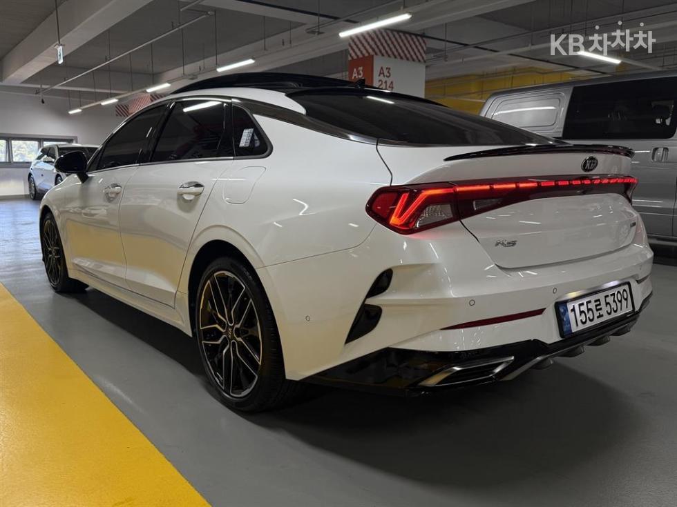 Kia K5 — miniaturë 5
