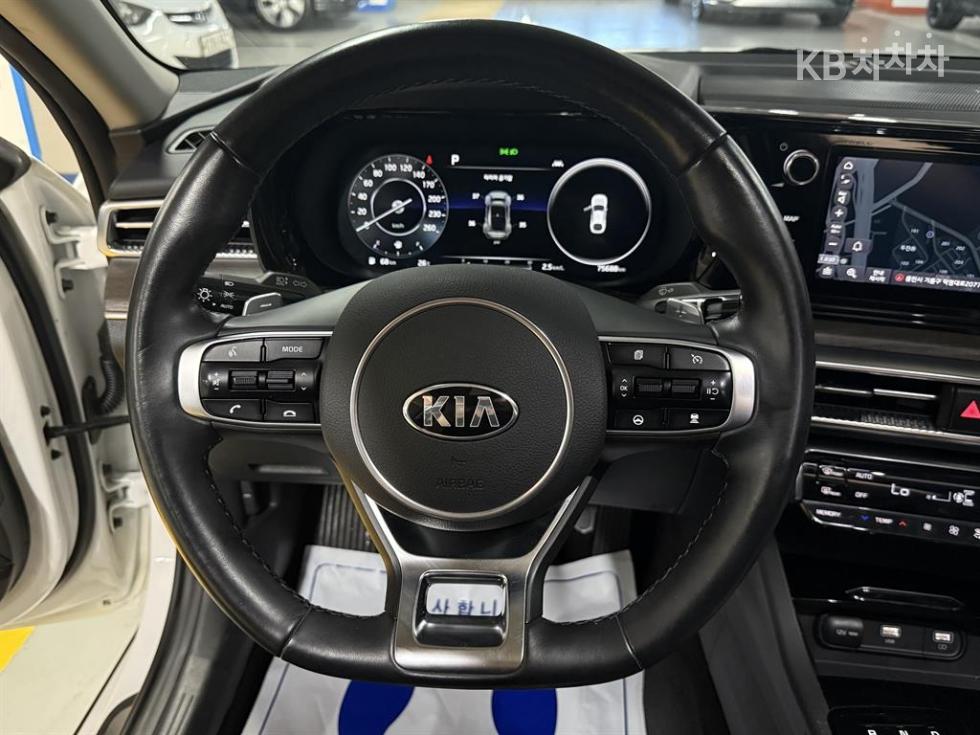 Kia K5 — miniaturë 20