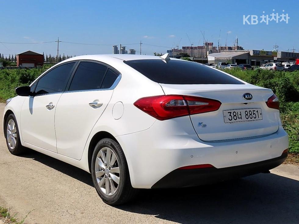 Kia K3 — miniaturë 3