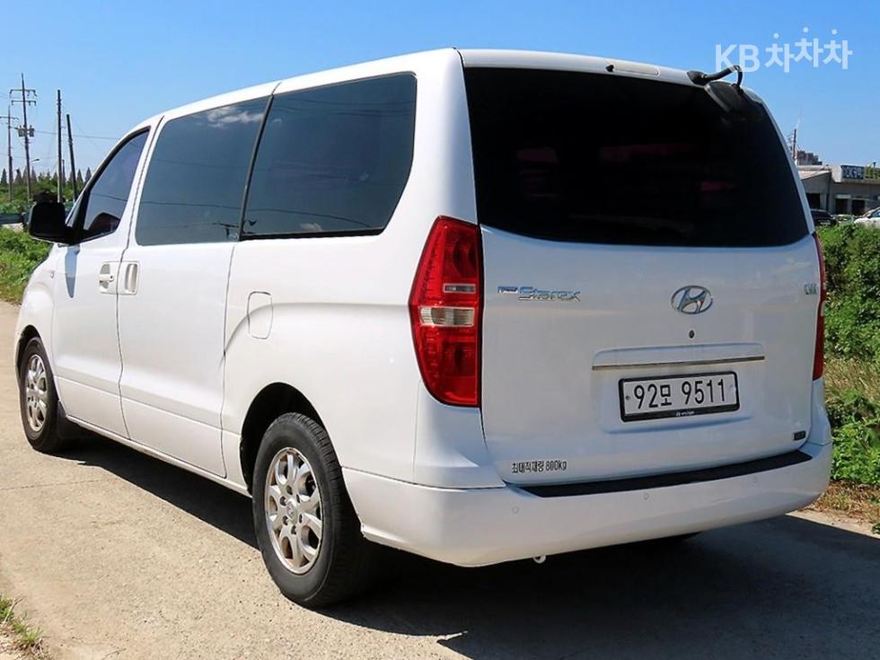 Hyundai Starex — miniaturë 3