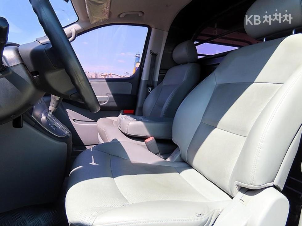 Hyundai Starex — miniaturë 6