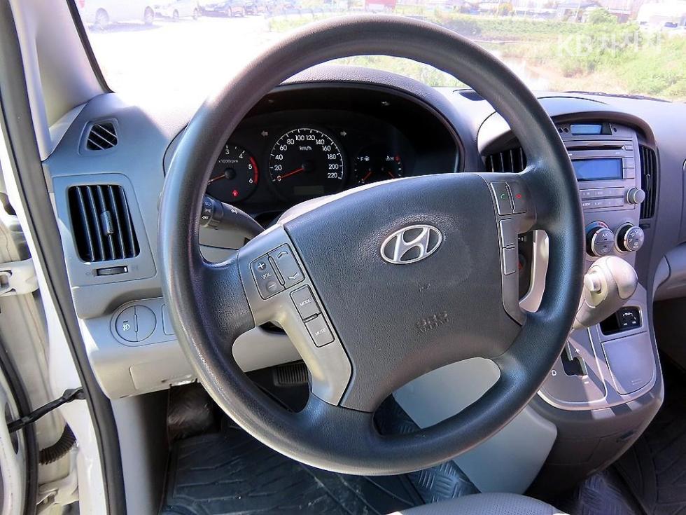 Hyundai Starex — miniaturë 7