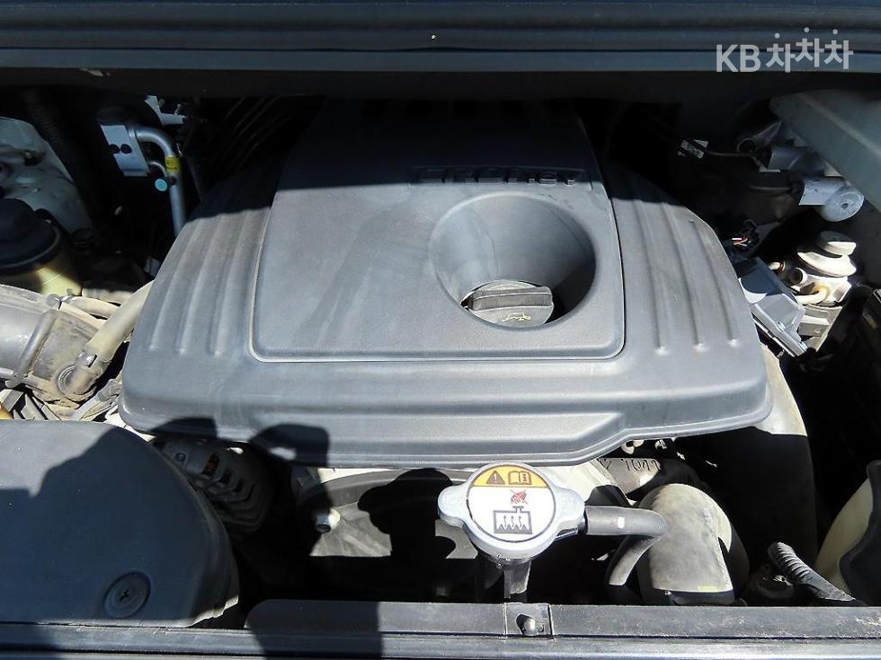 Hyundai Starex — miniaturë 18