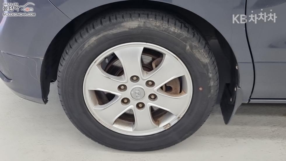 Hyundai Starex — miniaturë 6