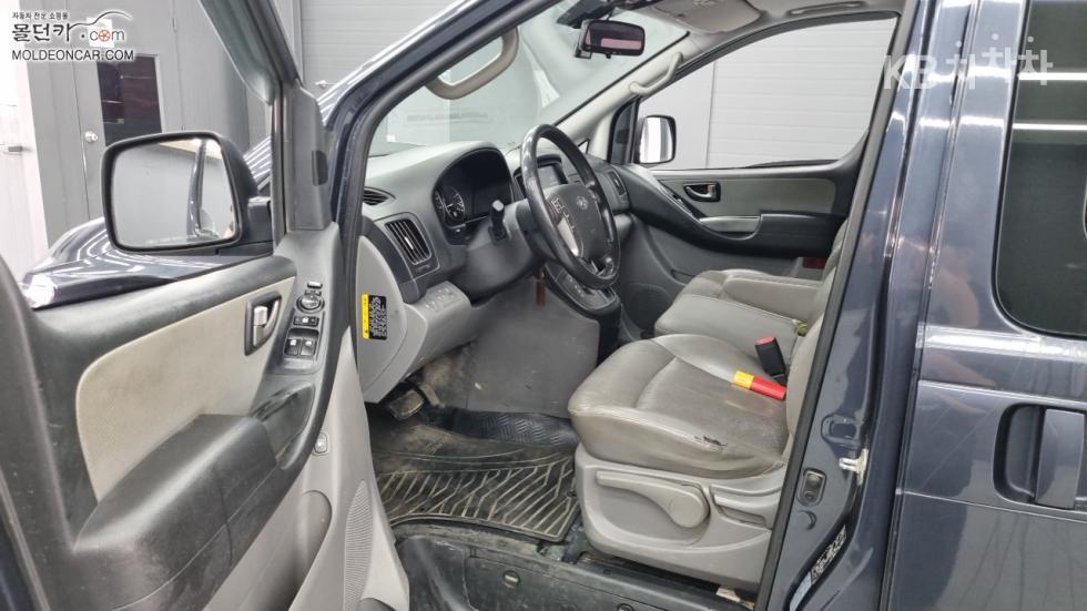 Hyundai Starex — miniaturë 9