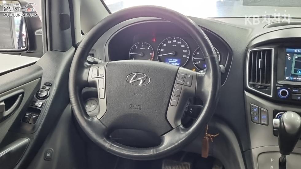 Hyundai Starex — miniaturë 11