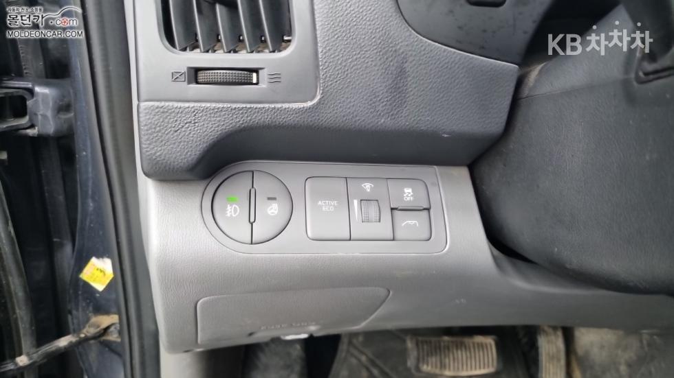 Hyundai Starex — miniaturë 15