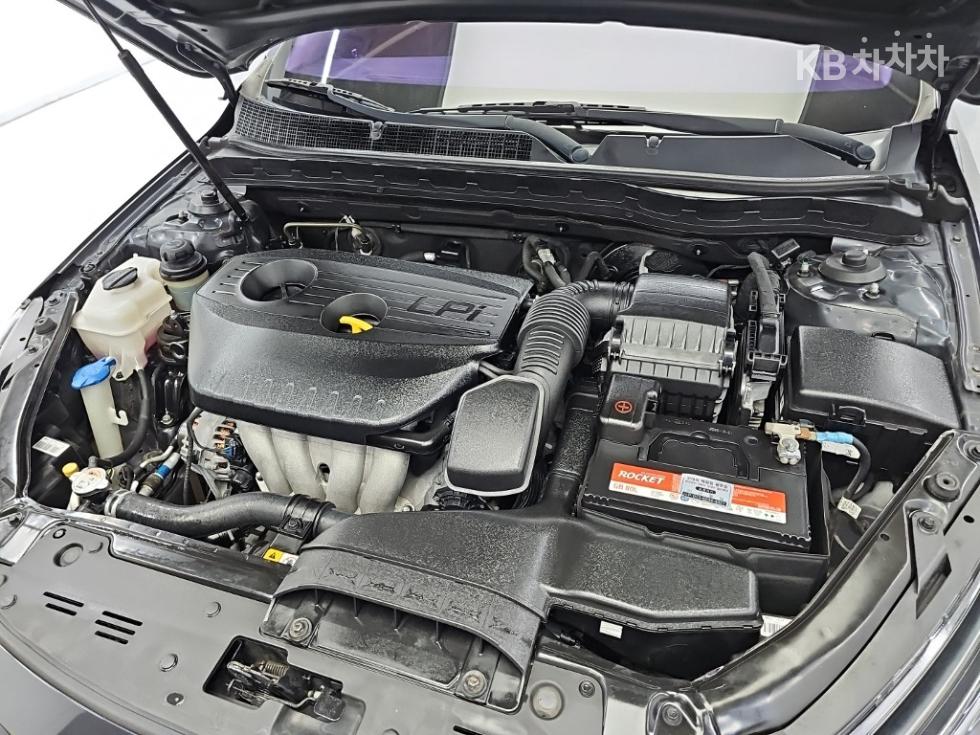 Kia K5 — miniaturë 5