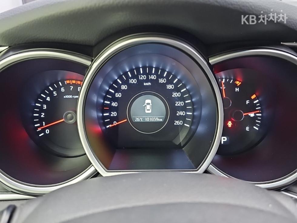 Kia K5 — miniaturë 6