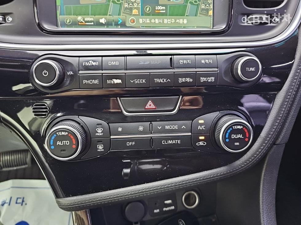 Kia K5 — miniaturë 10