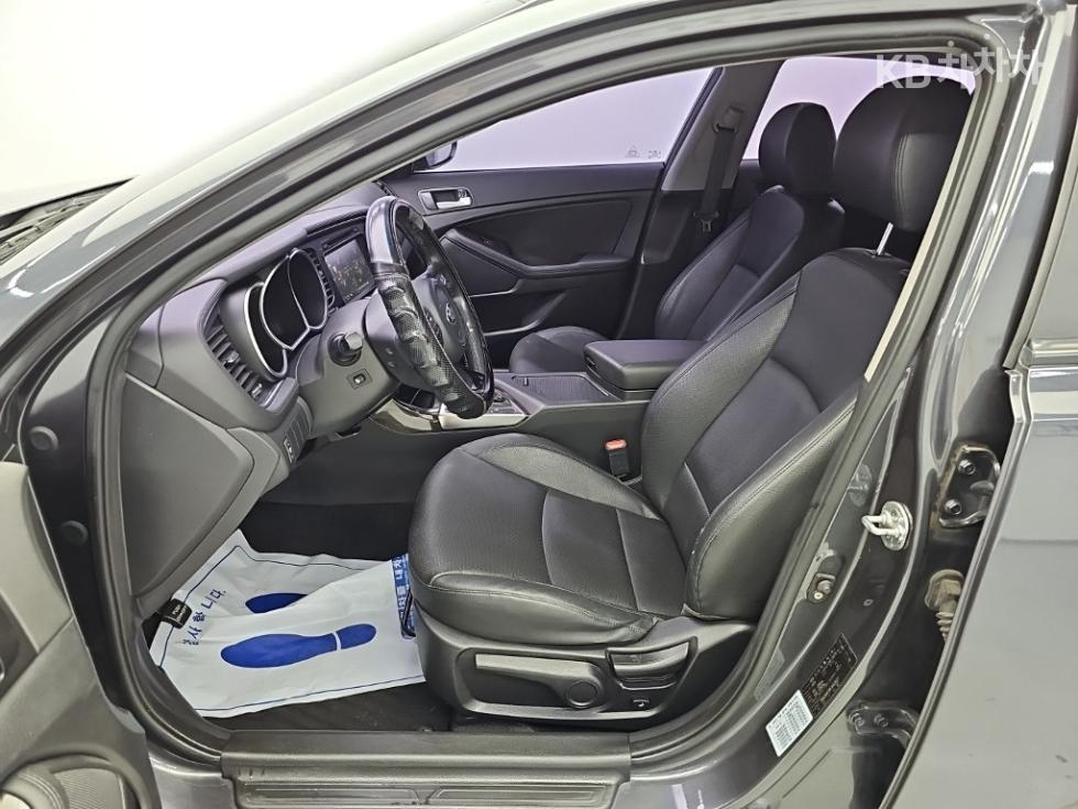Kia K5 — miniaturë 11