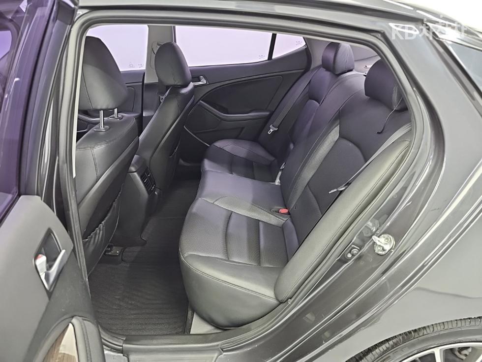 Kia K5 — miniaturë 12