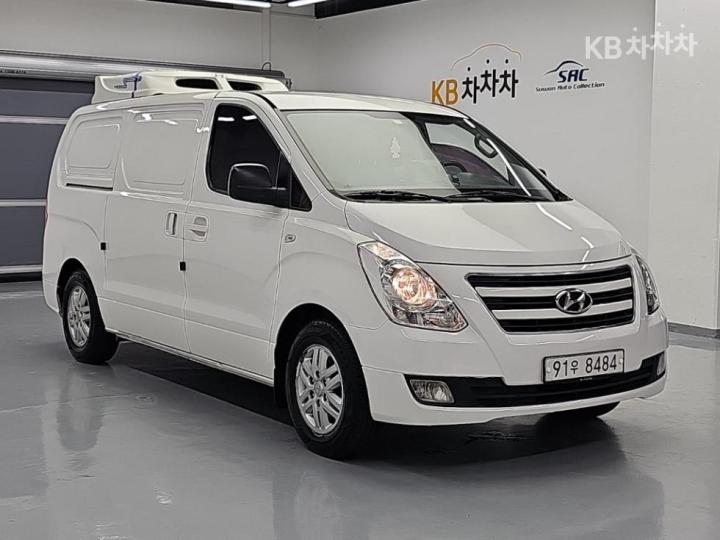 Hyundai Starex — miniaturë 4