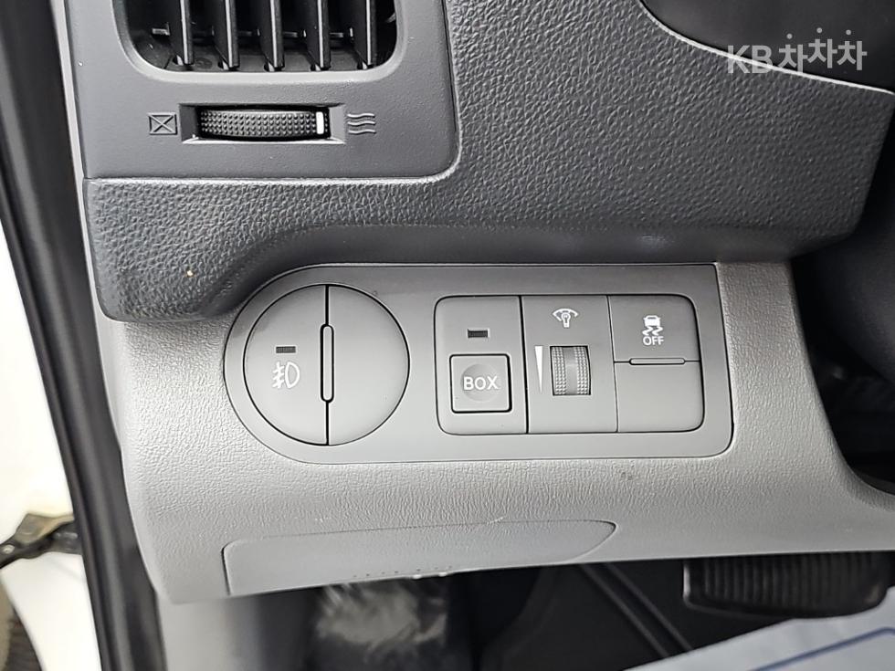 Hyundai Starex — miniaturë 16