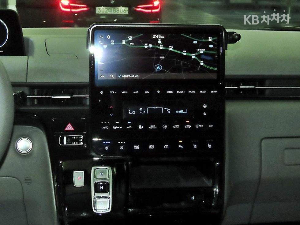 Hyundai Staria — miniaturë 11