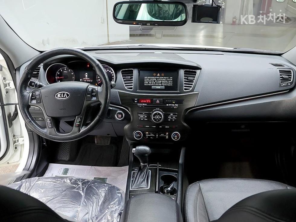 Kia K7 — miniaturë 5