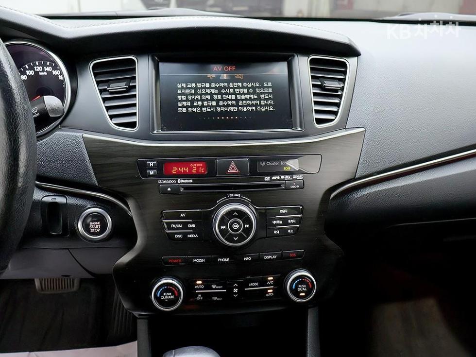 Kia K7 — miniaturë 9