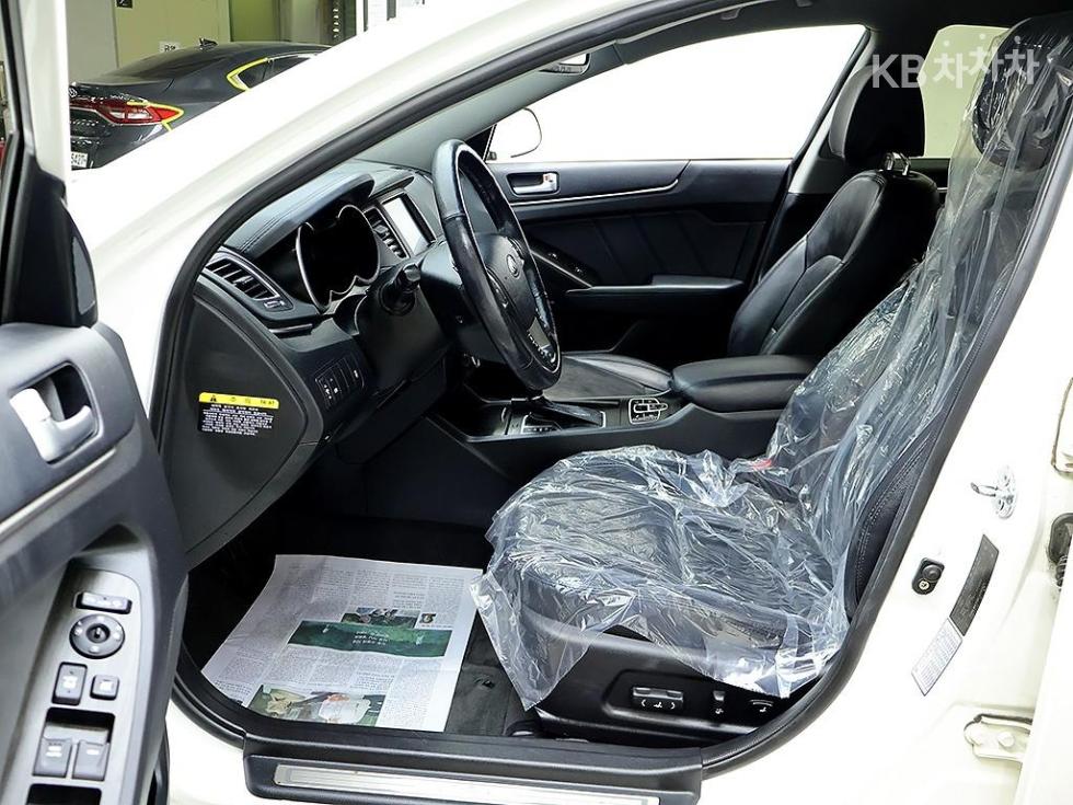 Kia K7 — miniaturë 11