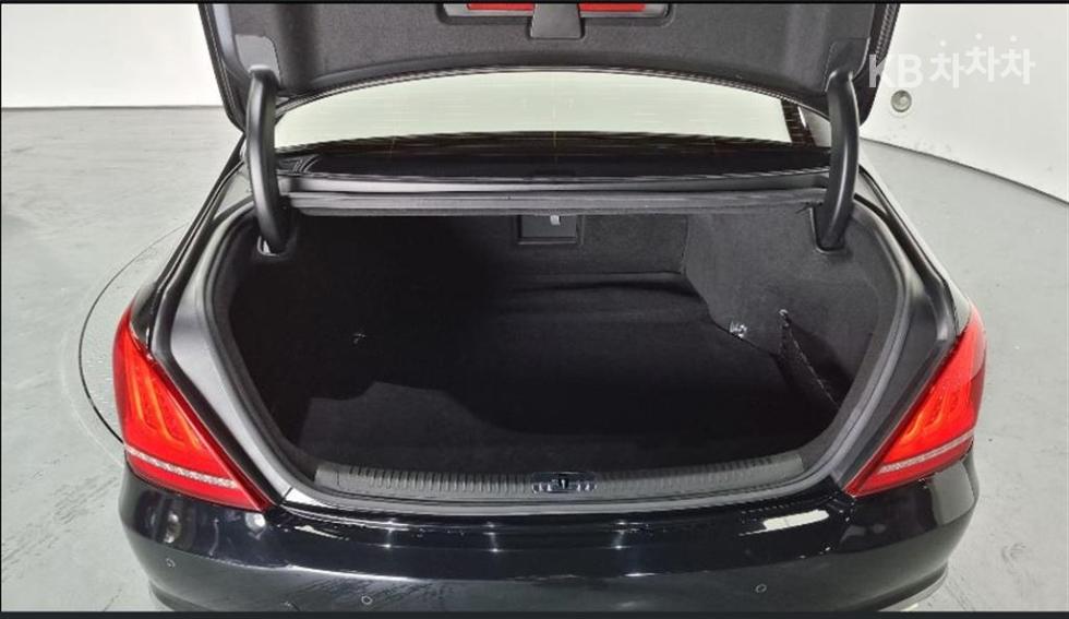 Genesis G90 — miniaturë 20