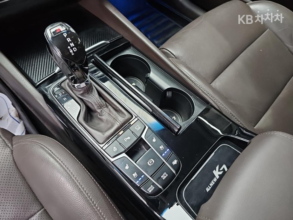 Kia K7 — miniaturë 8