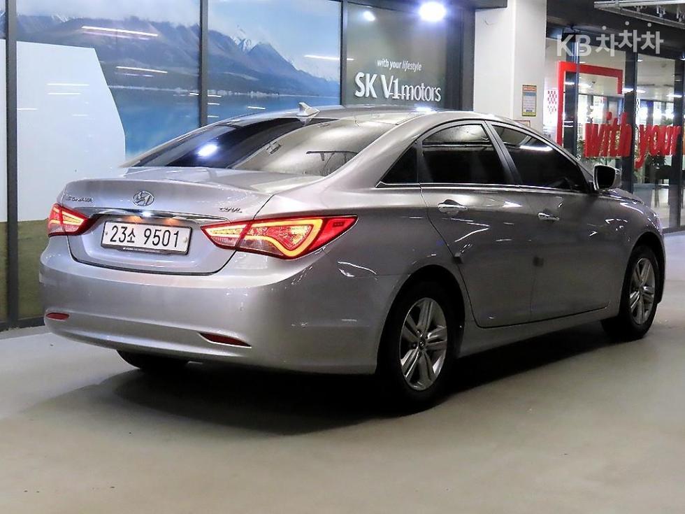 Hyundai Sonata — miniaturë 4