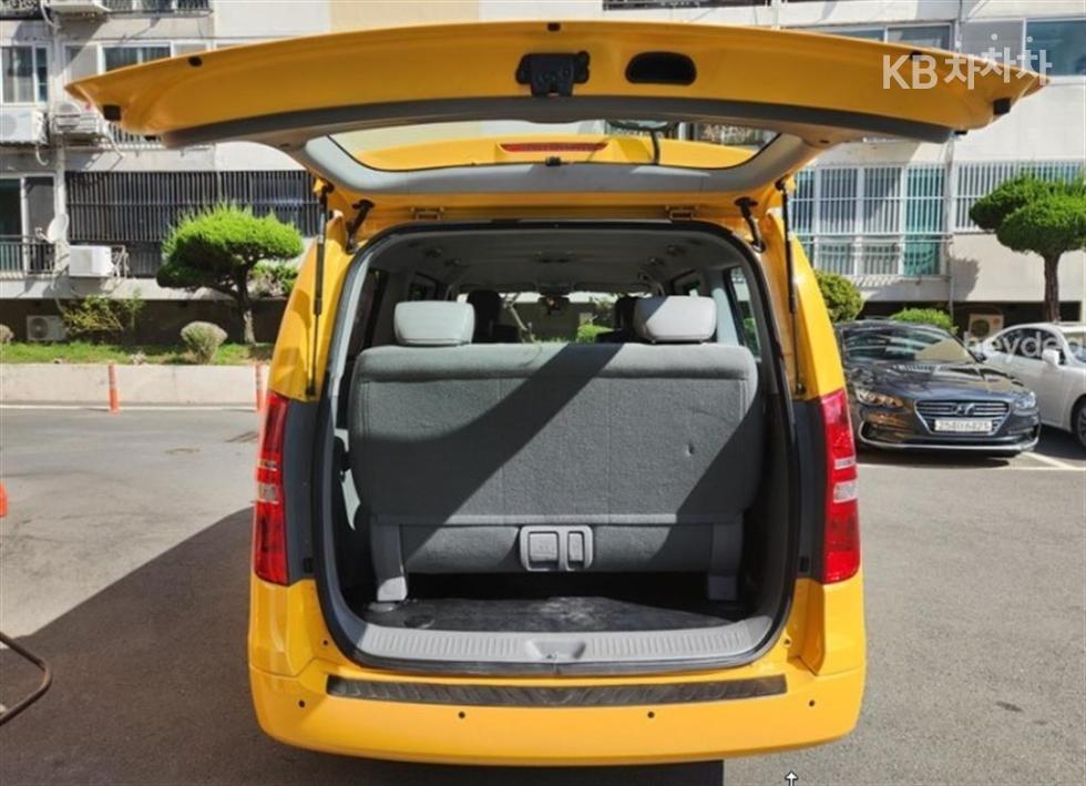 Hyundai Starex — miniaturë 5