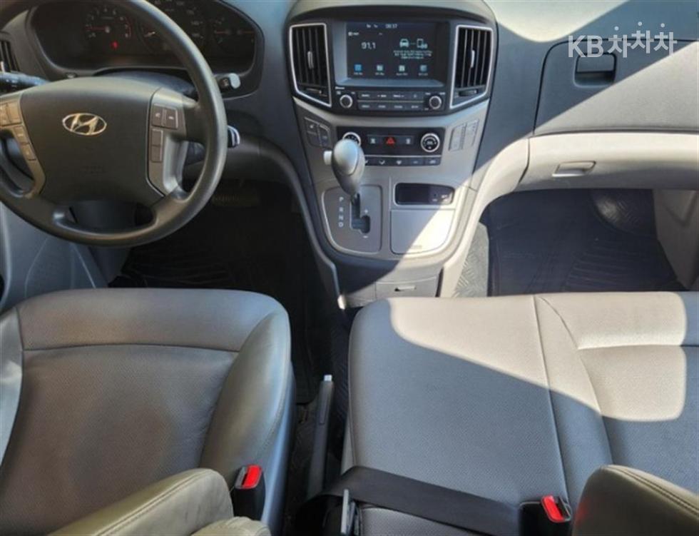 Hyundai Starex — miniaturë 9