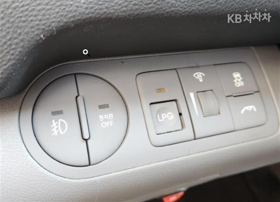 Hyundai Starex — miniaturë 12