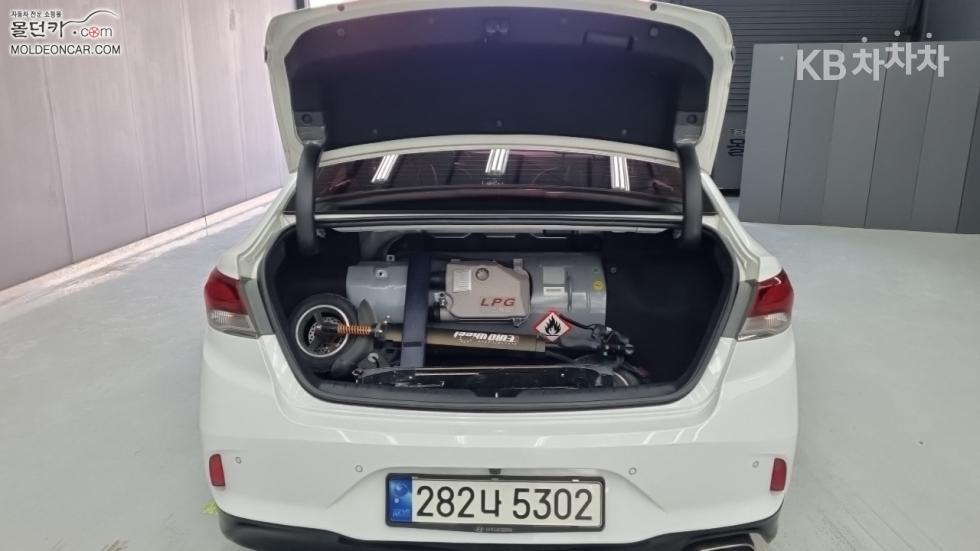 Hyundai Sonata — miniaturë 18