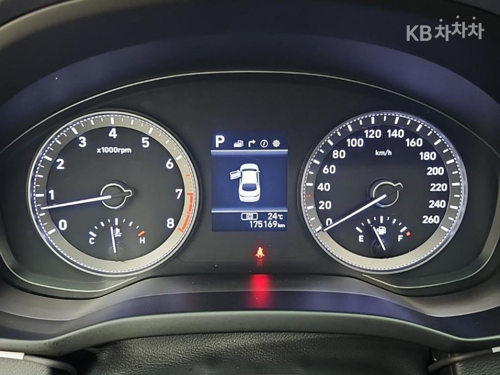 Hyundai Grandeur — miniaturë 6