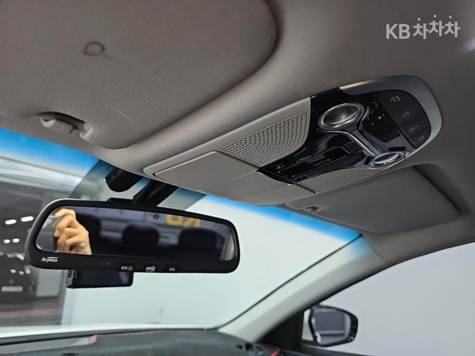 Hyundai Grandeur — miniaturë 17