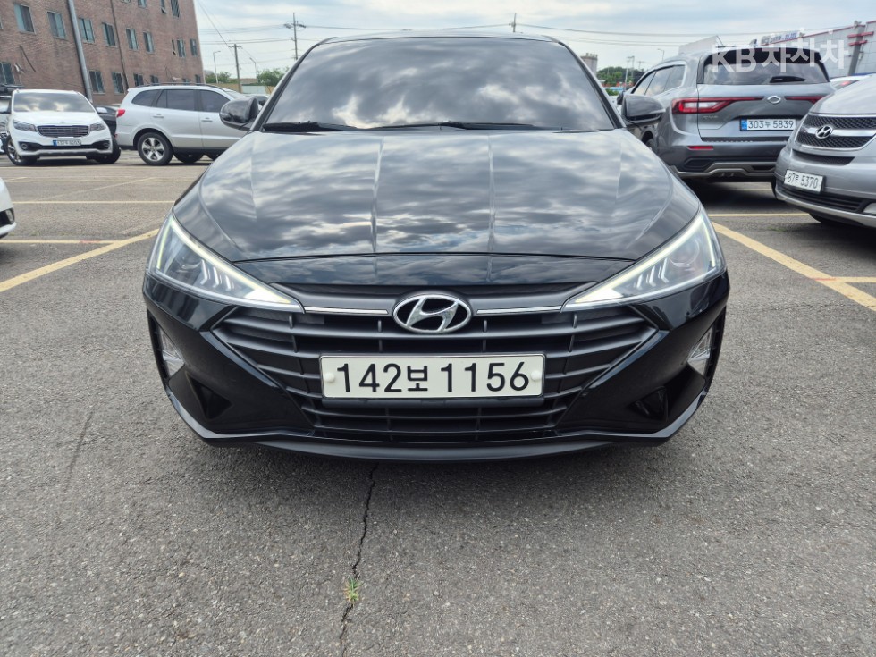 Hyundai Avante Style — фото 1