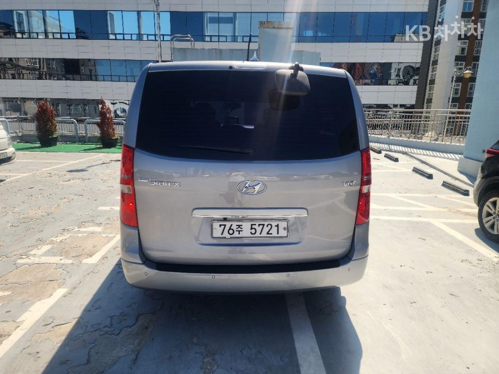 Hyundai Starex — miniaturë 5