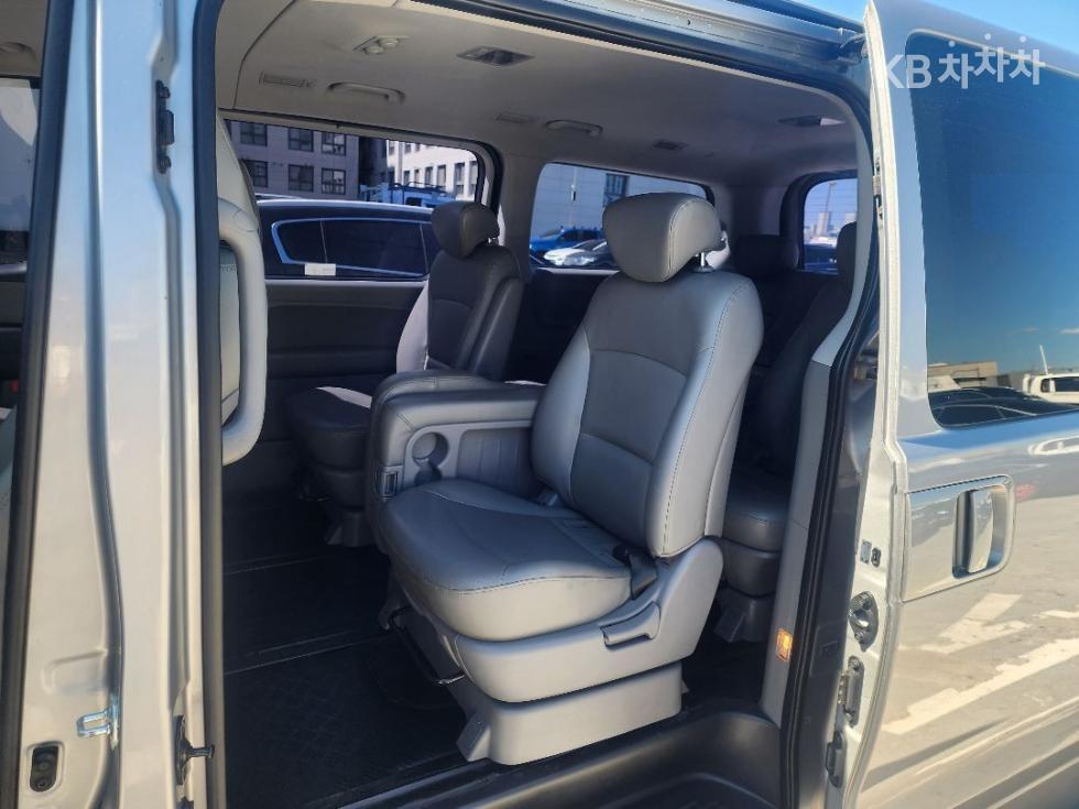Hyundai Starex — miniaturë 12