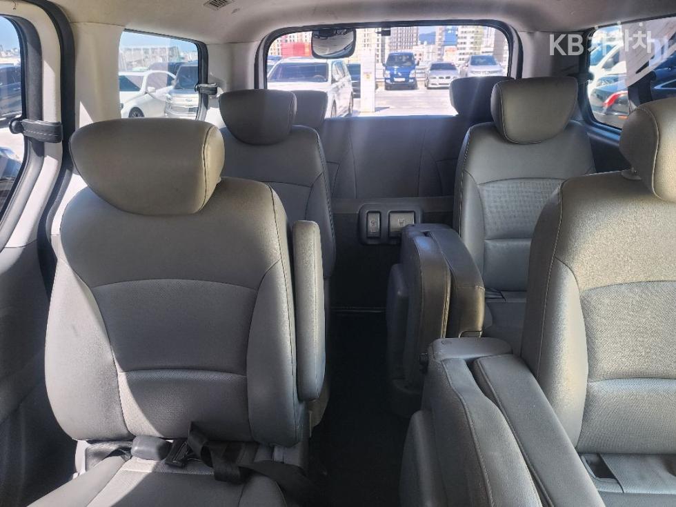 Hyundai Starex — miniaturë 14