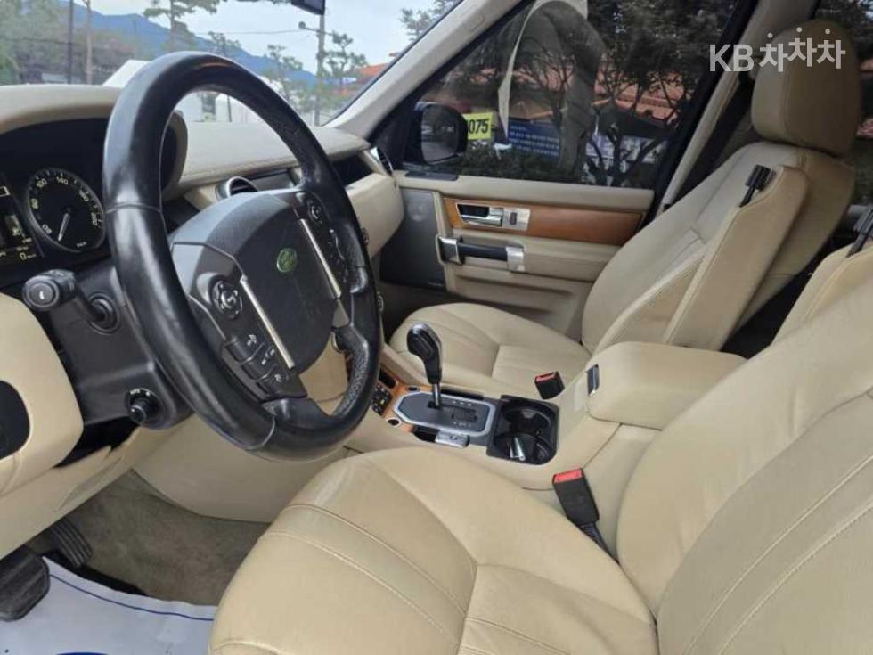 Land Rover Discovery — miniaturë 14