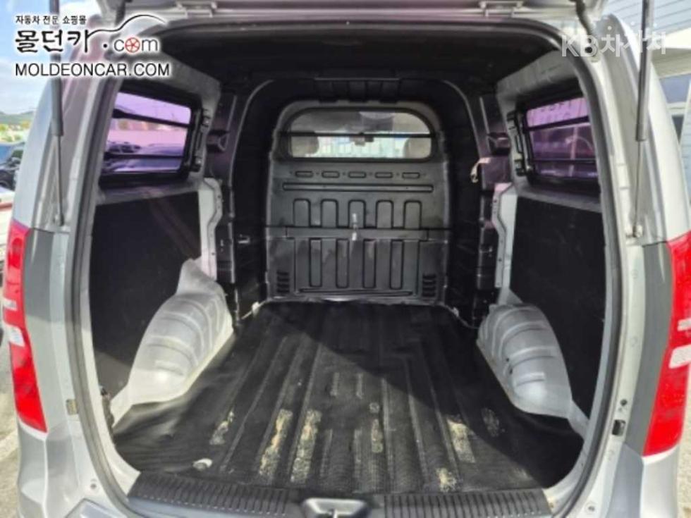 Hyundai Starex — miniaturë 5