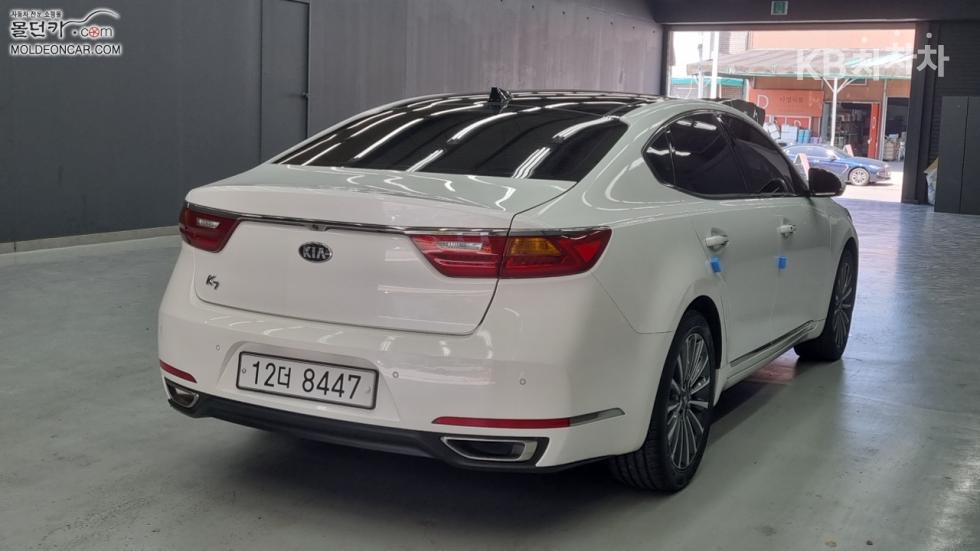 Kia K7 — miniaturë 2