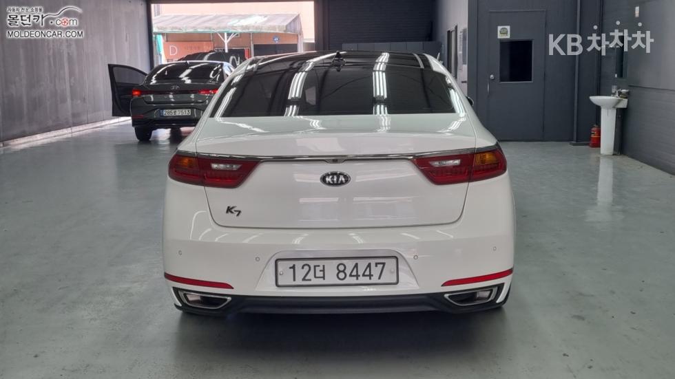 Kia K7 — miniaturë 4