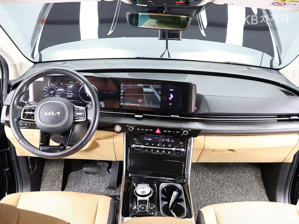 Kia Carnival — miniaturë 14