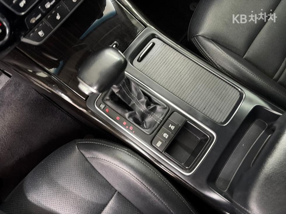 Kia Sorento — miniaturë 8