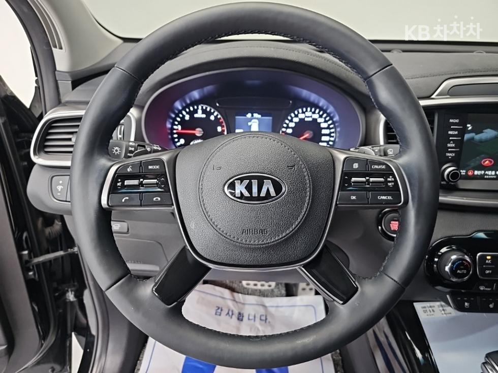 Kia Sorento — miniaturë 9