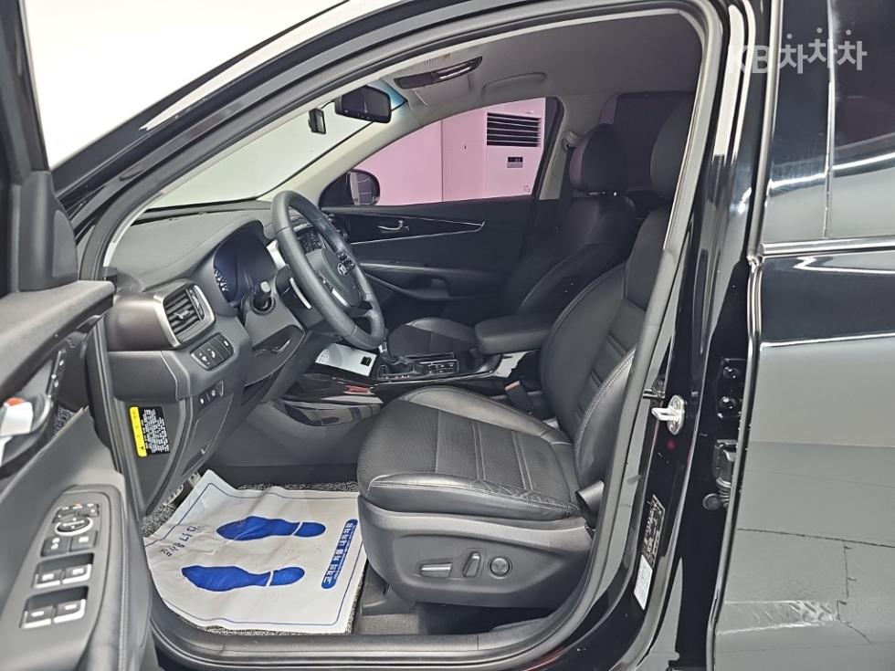 Kia Sorento — miniaturë 11