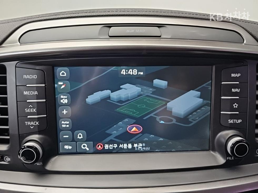 Kia Sorento — miniaturë 15