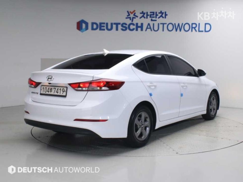 Hyundai Avante — miniaturë 2