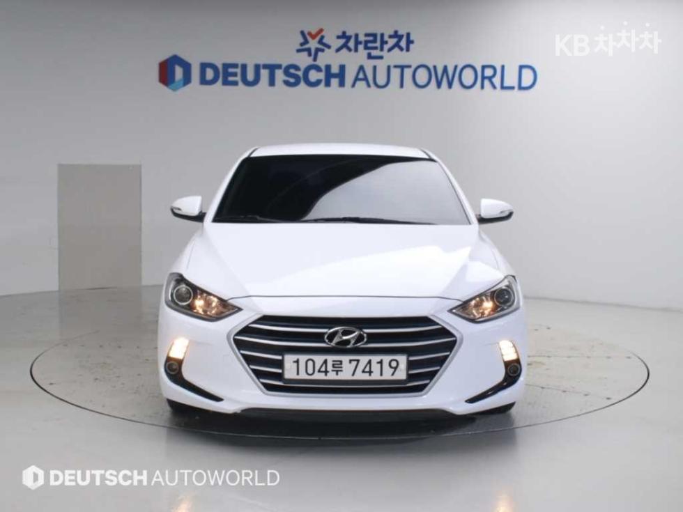Hyundai Avante — miniaturë 3