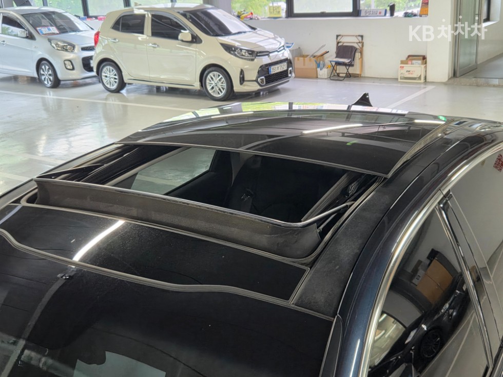 Kia K5 — miniaturë 6